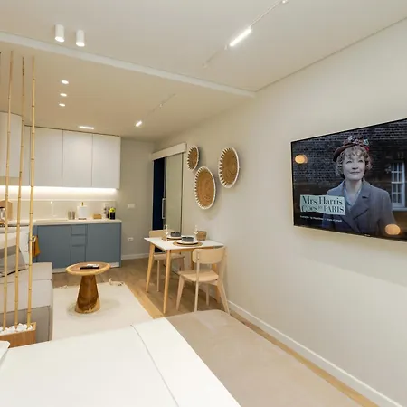 Azure Apartmán